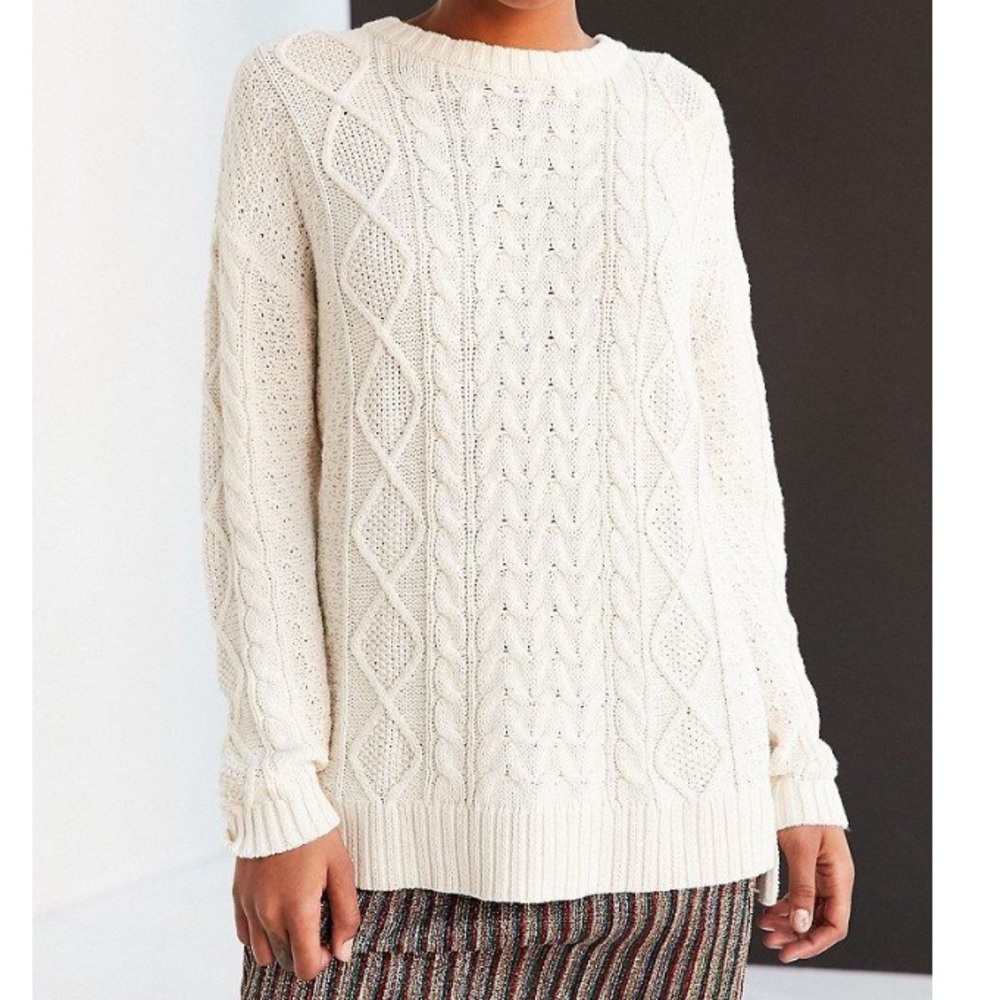 BDG cable high/low crewneck sweater